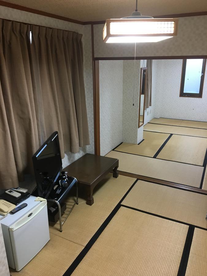 Hotel Komatsusou Tosu Eksteriør billede